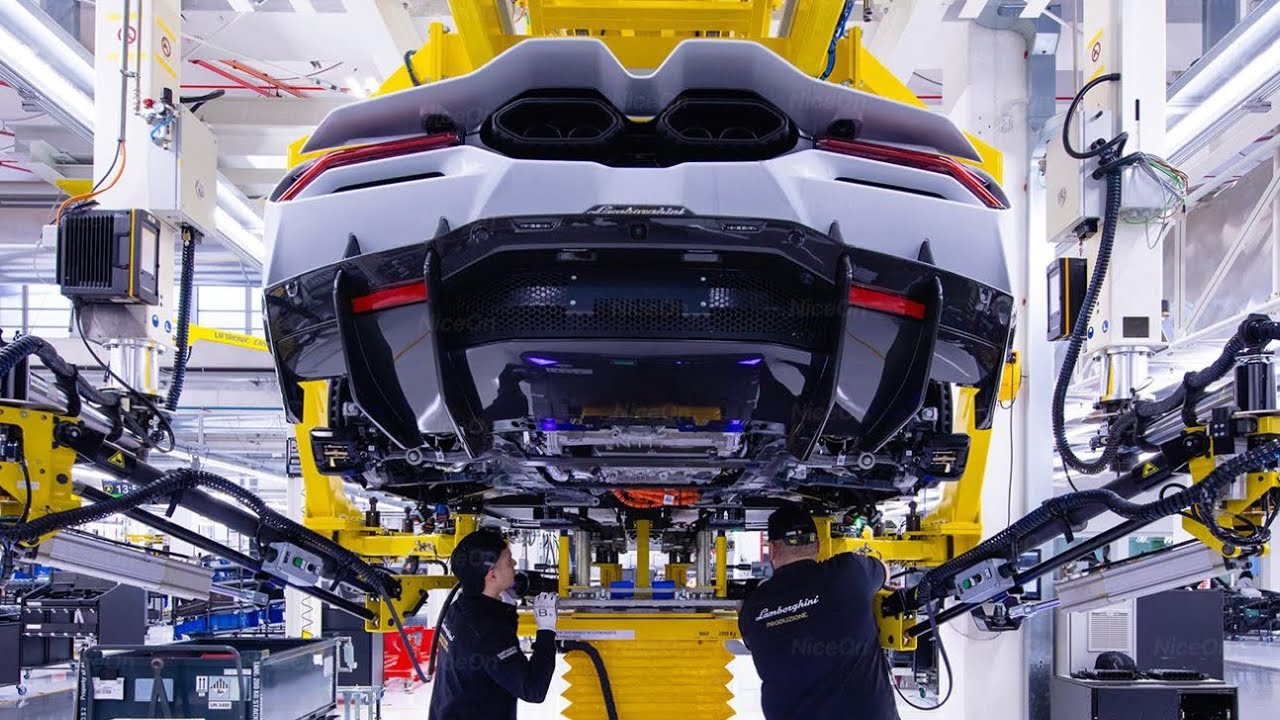 Proses Pembuatan Mobil Sport Termewah Lamborghini Revuelto