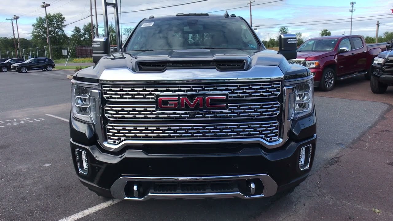 2022 GMC Sierra 3500HD Denali Duramax 6.6L V8 Turbodiesel 4D Crew Cab 10-Speed Automatic Onyx Black