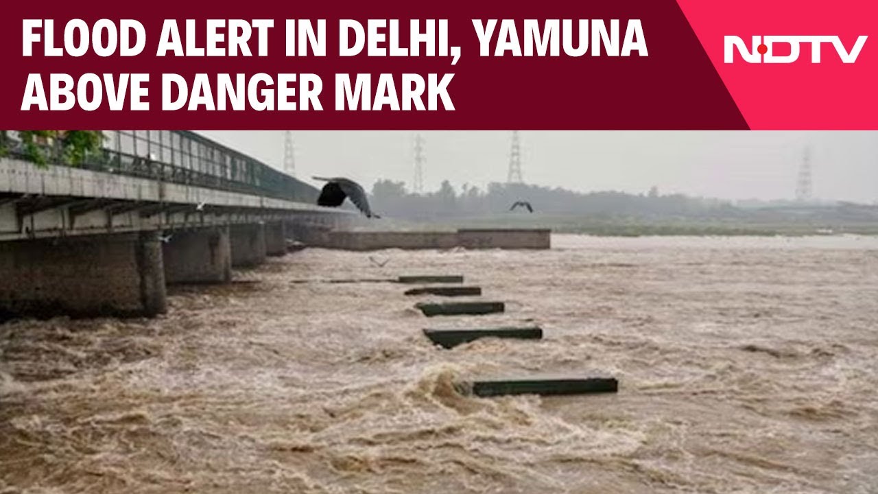 Delhi Floods | Flood Alert In Delhi, Yamuna Above Danger Mark, Relief Camps Submerged