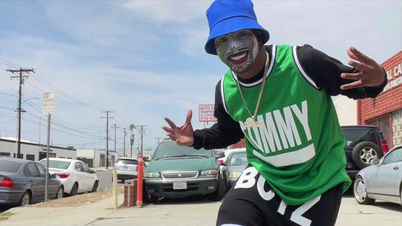 Eat Em&rsquo; Up Mix by @iDanceBz | Follow @TommyTheClown on Instagram | @JKSHOW1992 @TOMMYHOTGIRLZTV