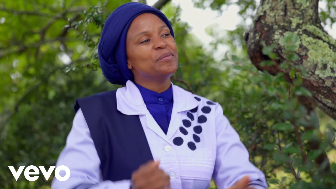 NTENTEZA NEMAKHALANGA - Angeke kuhlale kunje