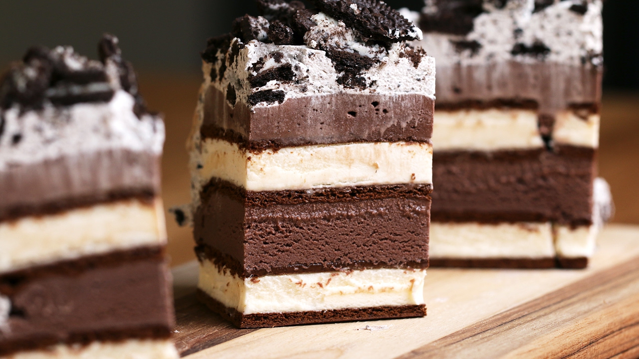 Ice Cream Sandwich Cake