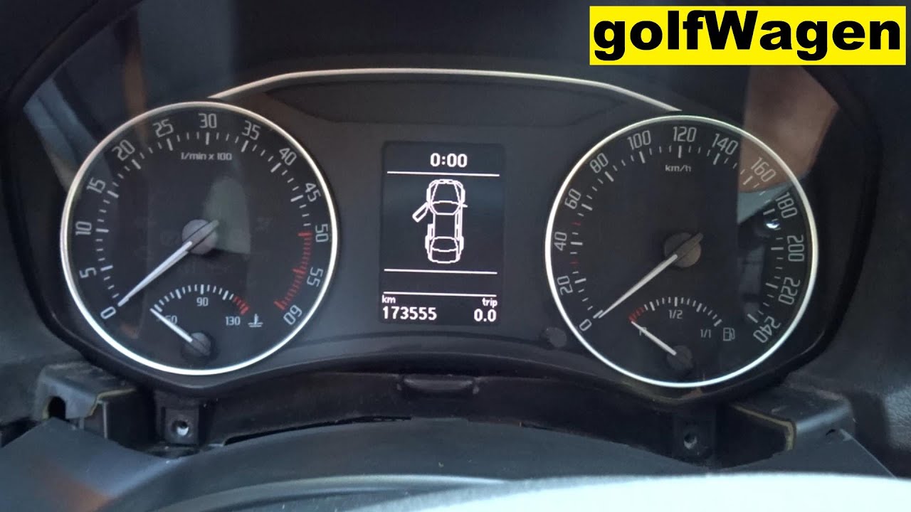 Skoda Octavia 2 instrument cluster removal