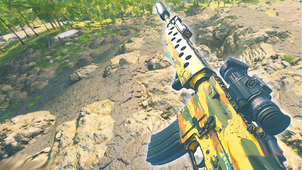 Warzone Solo M4A1 & TEC-9 Loadout Gameplay (No Commentary)
