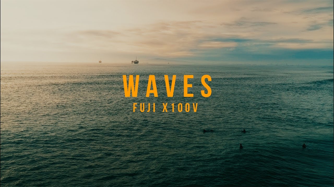 WAVES | FUJI X100V BEACH STREET PHOTOGRAPHY
