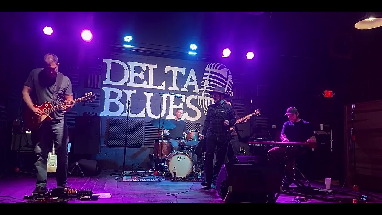 Jeff Woods Band - Give Me One Reason (blues cover) LIVE @ Delta Blues Abingdon, VA (2025)