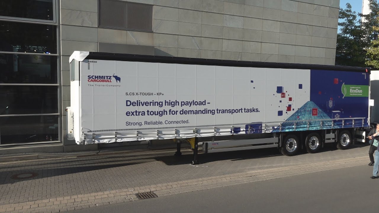 Schmitz Cargobull S.CS X-Tough KP+ Curtainsides Semi-Trailer (2025) Exterior and Interior