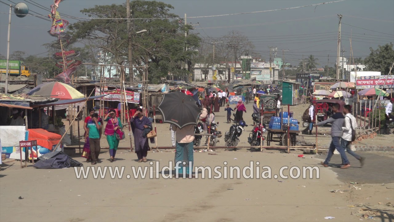 Beachside market at Patenga Sea Beach in Chittagong, Bangladesh