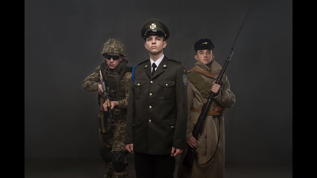 Ліцей імені Героїв Крут - У полі під Крутами