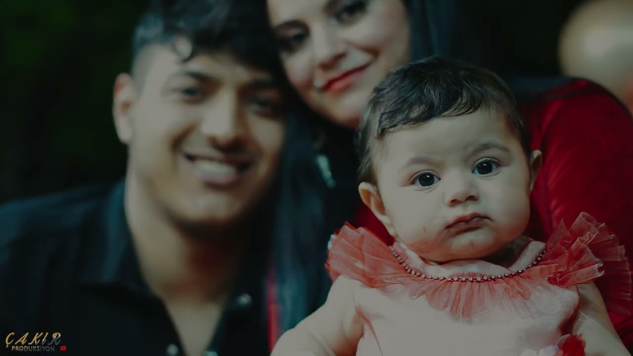 mimarsinan Rıfat & Mısra nın biriciği Asel Beren 'nin 6 ay kınası