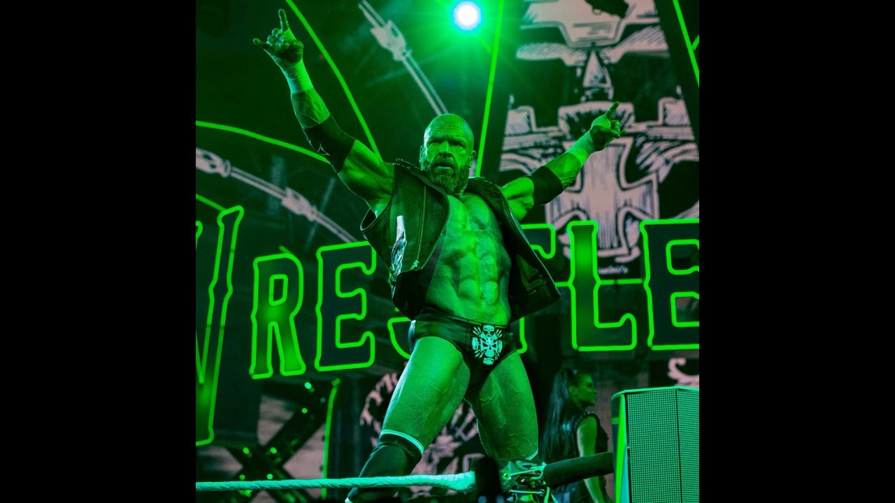 WWE Triple H - 