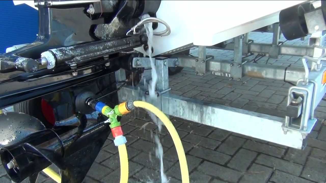Inboard winterklaar maken flush kit van de sportbootwinkel