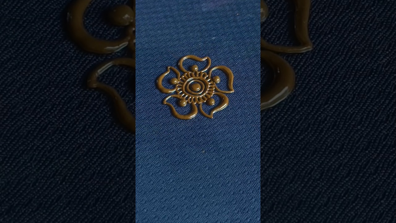 how to make pretty flower 🌺🌻🌹🌷henna design #kmdesigns