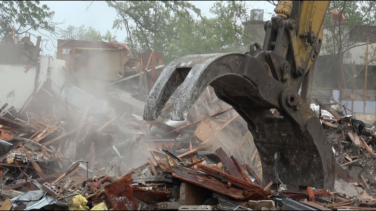 Making Space And Clearing Out The Lincoln Ave Office Building Debris - ONE WINNETKA EP.2