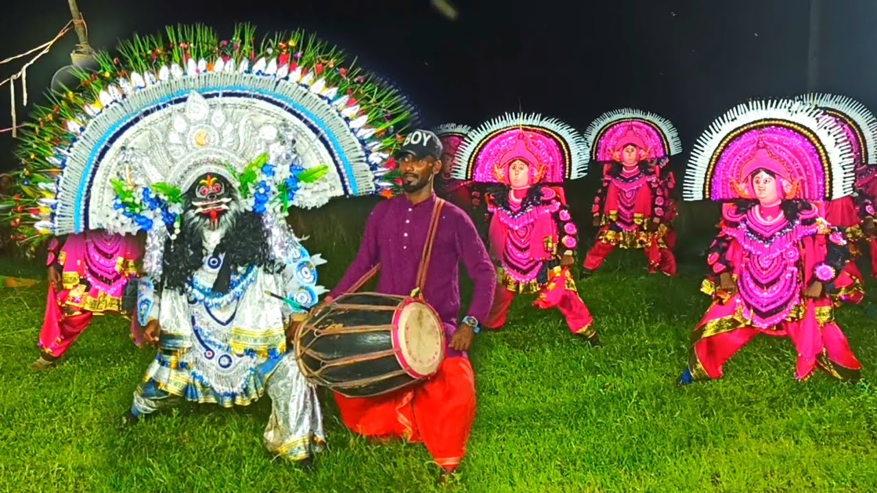 নতুন ড্রেস মুখোশ প্রথম আসর কেমন লাগছে/Dipak sing sardar natun dress chhau nach/star purulia