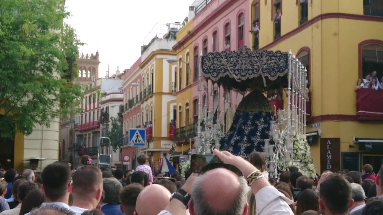 Virgen de la Hiniesta en la Alameda de Hércules 2019