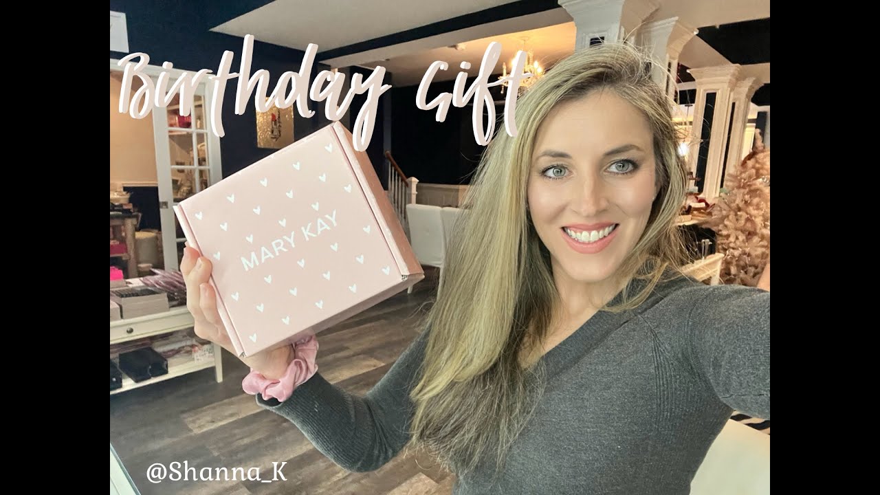 Подарок на день рождения от Mary Kay
