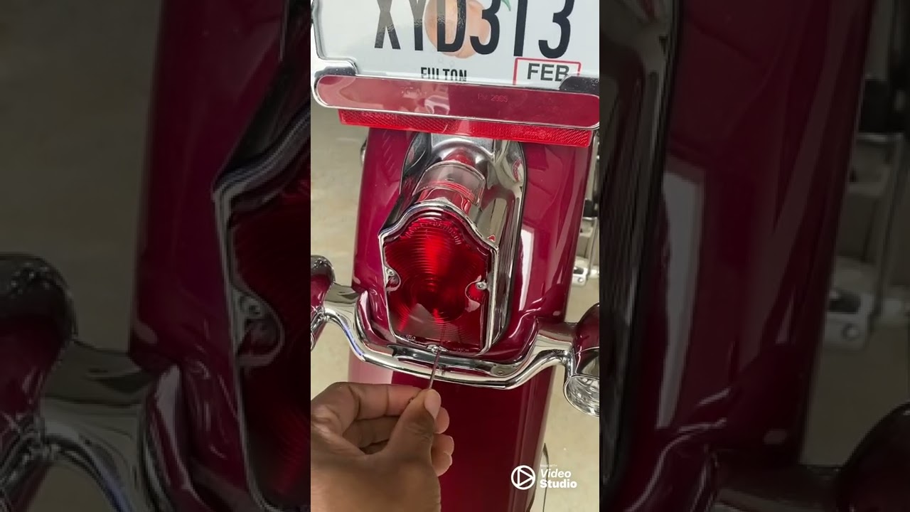 ‘06 Softail Deluxe License Plate Bracket 