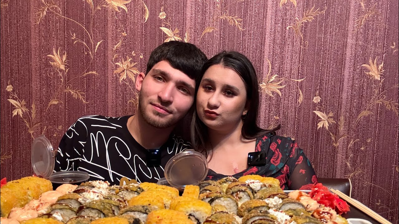 Мукбанг) с моим мужем❤️Роллы сет Жареный , опять проблемы с микрофоном 🥹