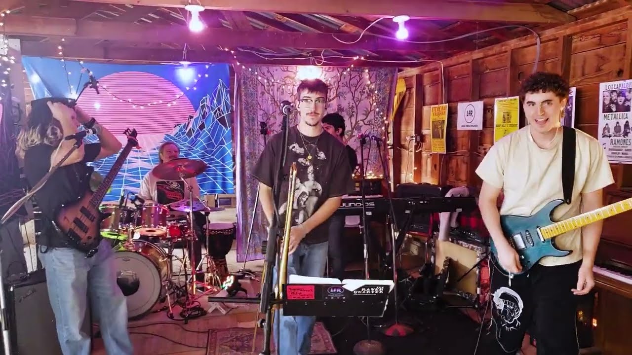 Say When  ///  Loose Change Live at the LFR Workshop