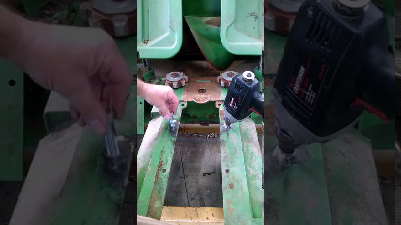 ARRO Conversion on a John Deere 612 C Corn Head
