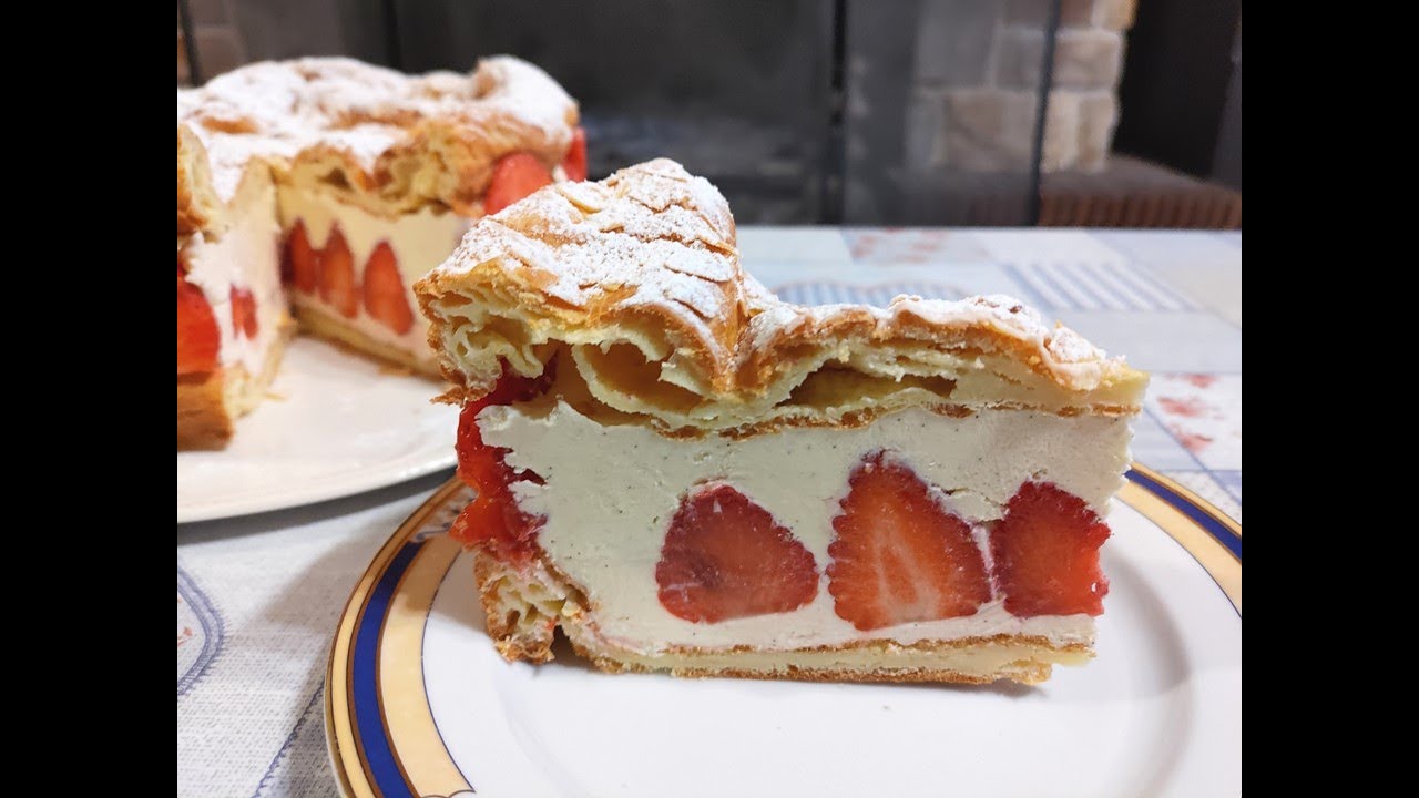 G&acirc;teau Karpatka fa&ccedil;on Fraisier/Клубничный торт Карпатка/Strawberry Eclair Cake/Tort ecler cu capsuni