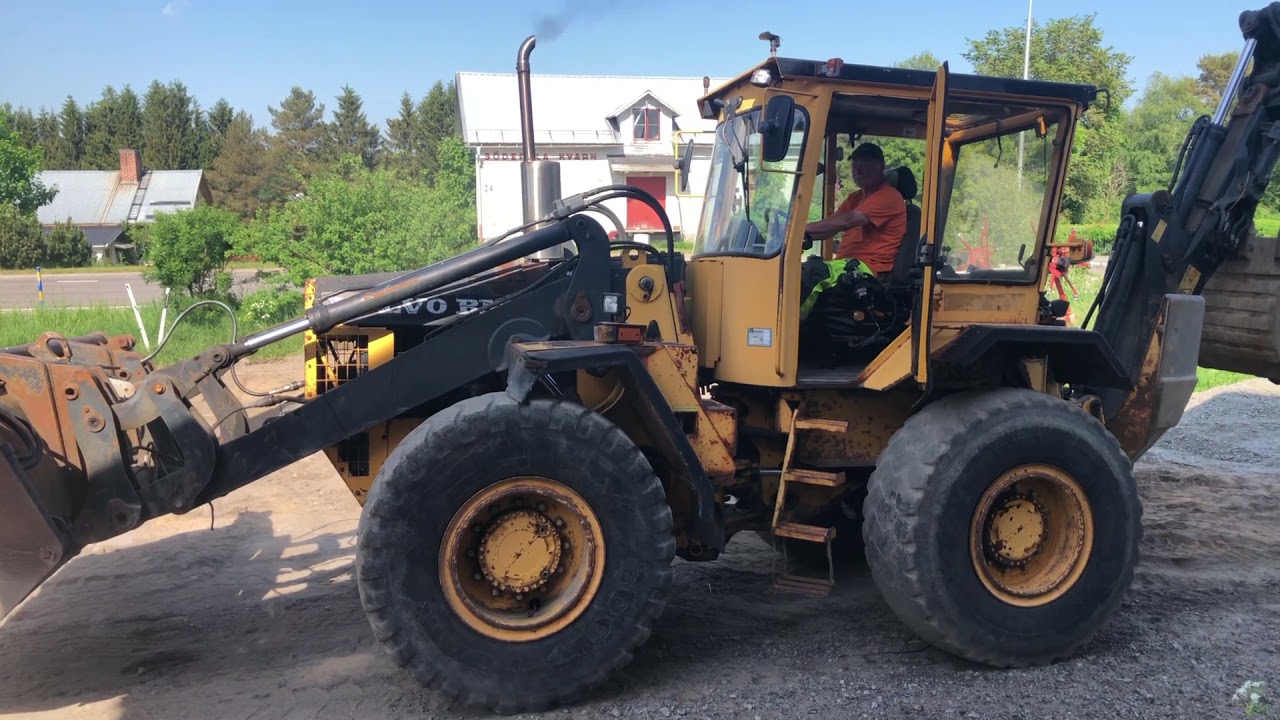 Köp Grävlastare Volvo BM 6300 på Klaravik
