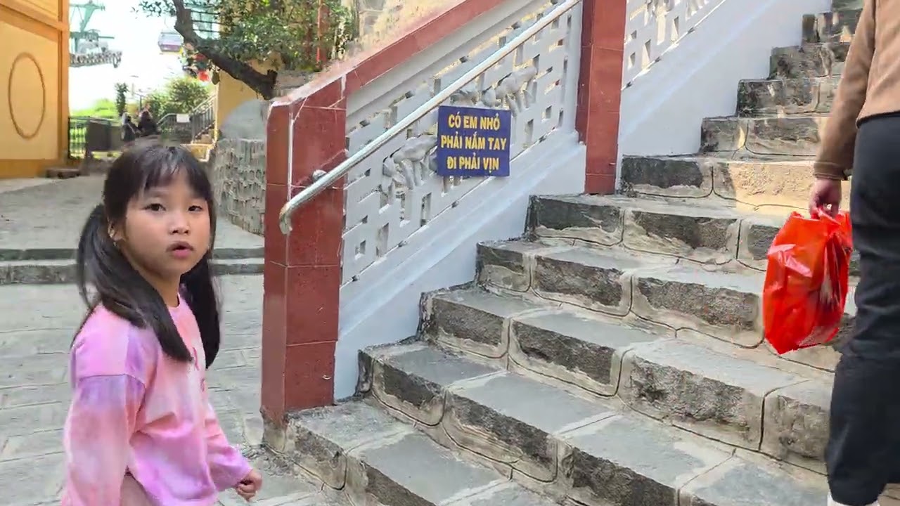Cún tít leo dốc ở Núi Bà Đen
