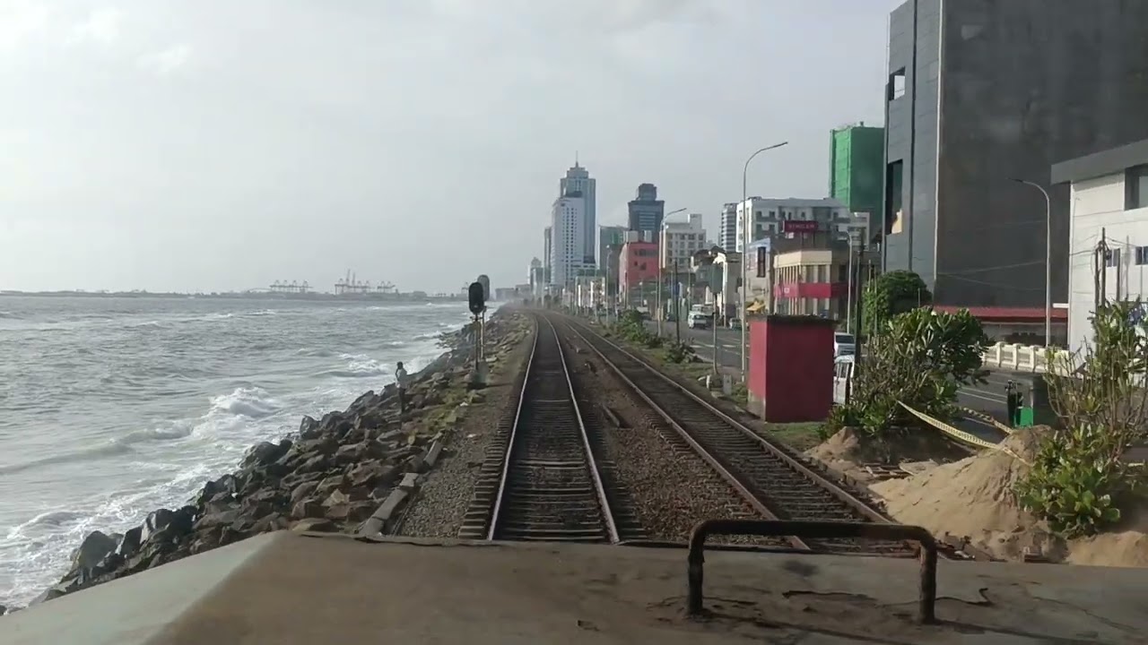 Class M4 Locomotive Cab ride Bambalapitiya To Colombo fort