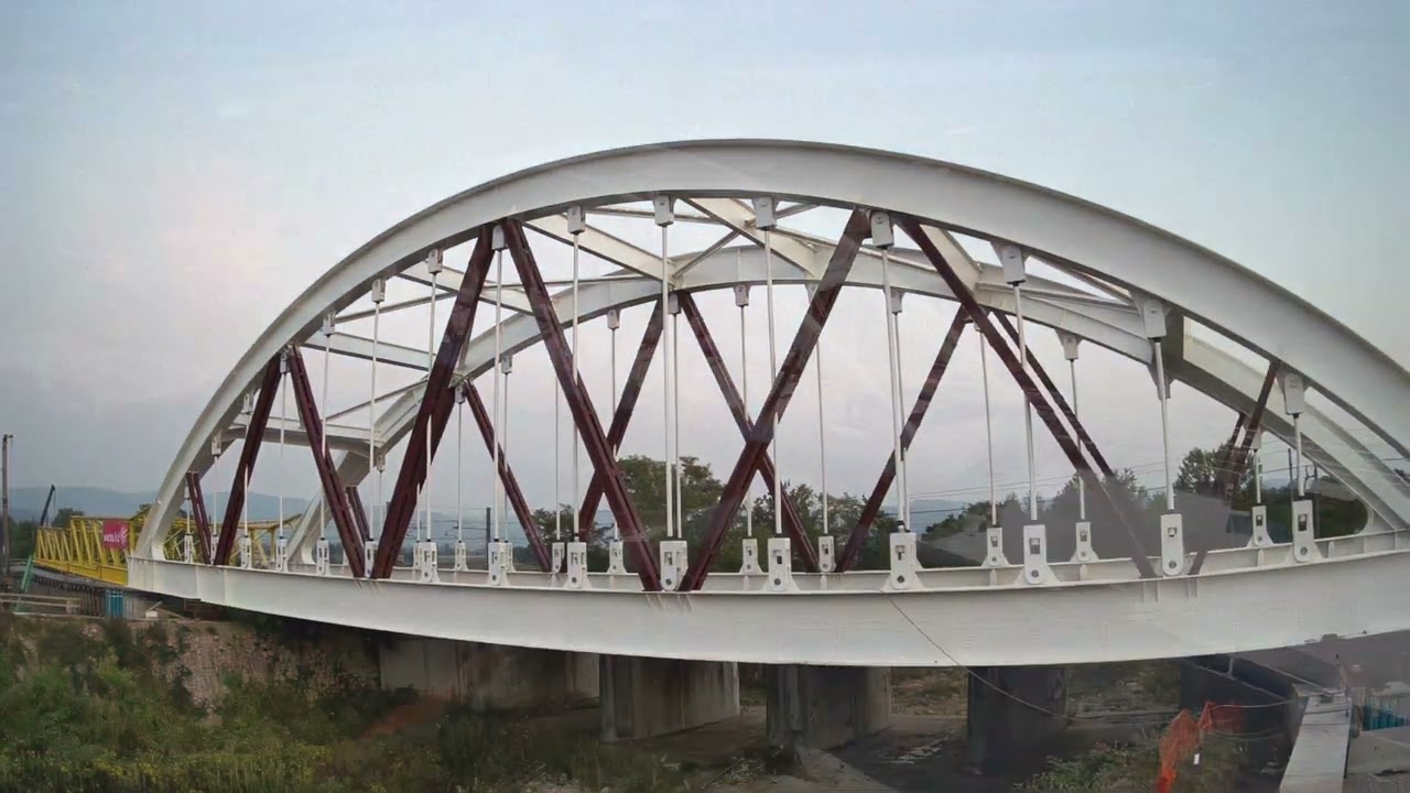 Varo del ponte ad arco sul torrente Guà (Montebello Vicentino - Vicenza)