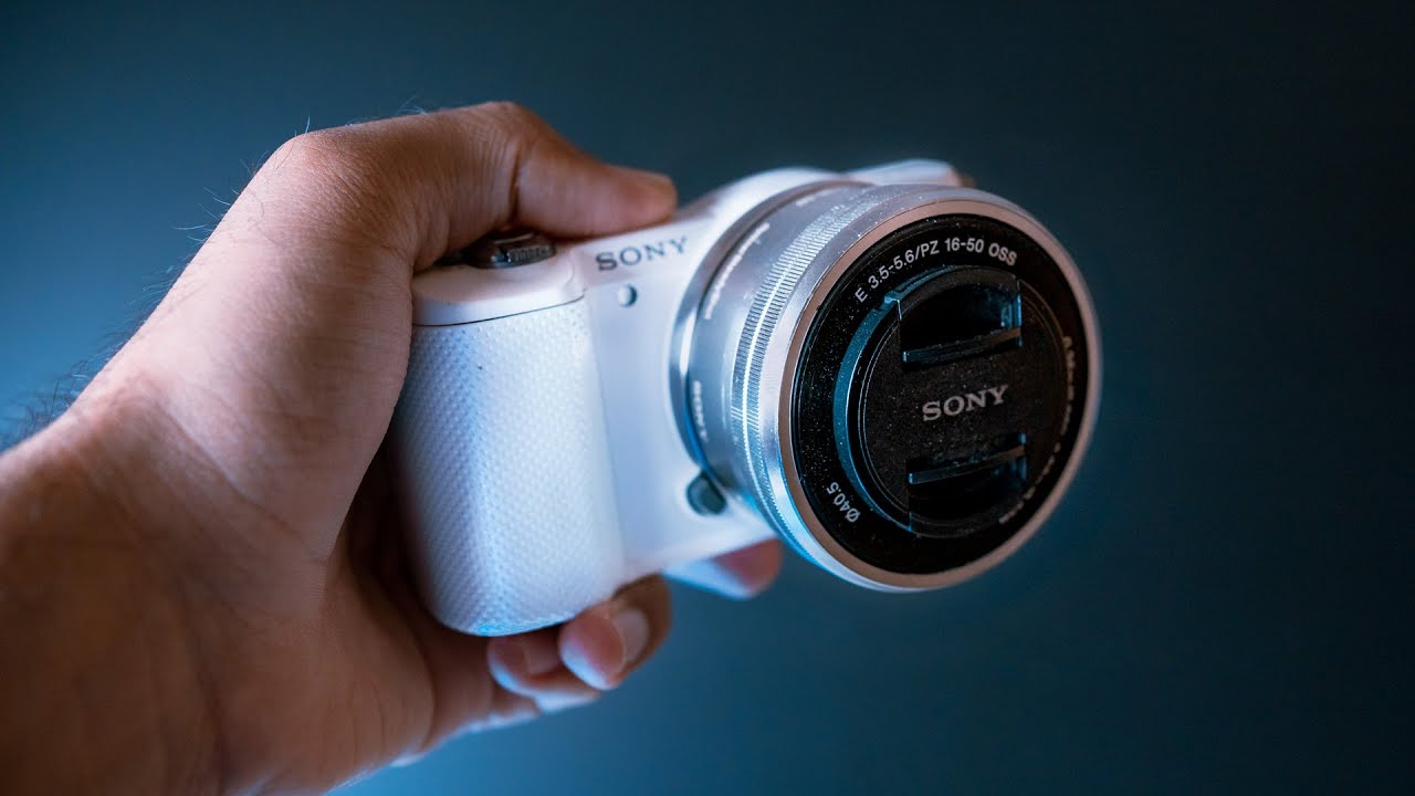 Sony a5000 в 2022 году. Стоит ли покупать? | Throwback Tech