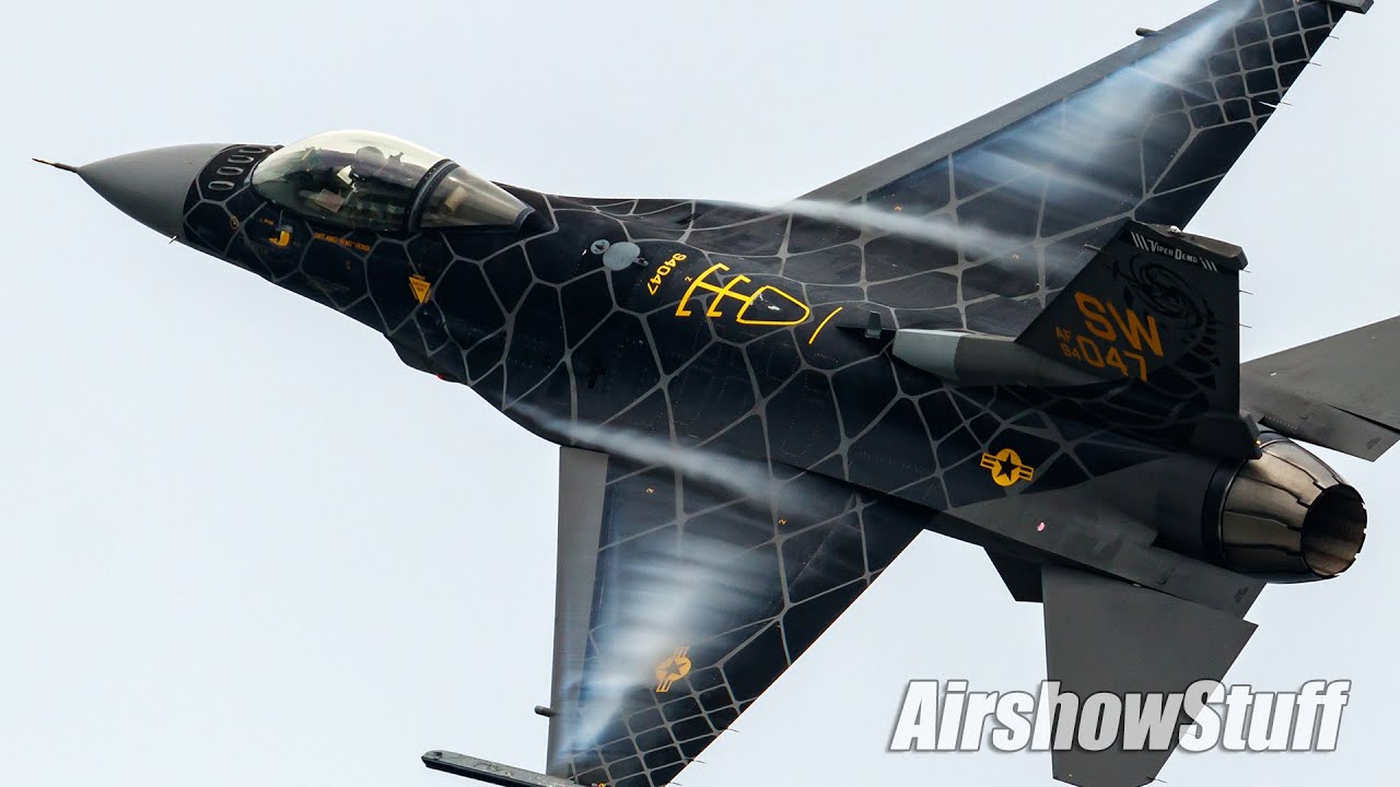 Capt. Aimee 'Rebel' Fiedler F-16 Viper Demo - Cleveland Airshow 2022