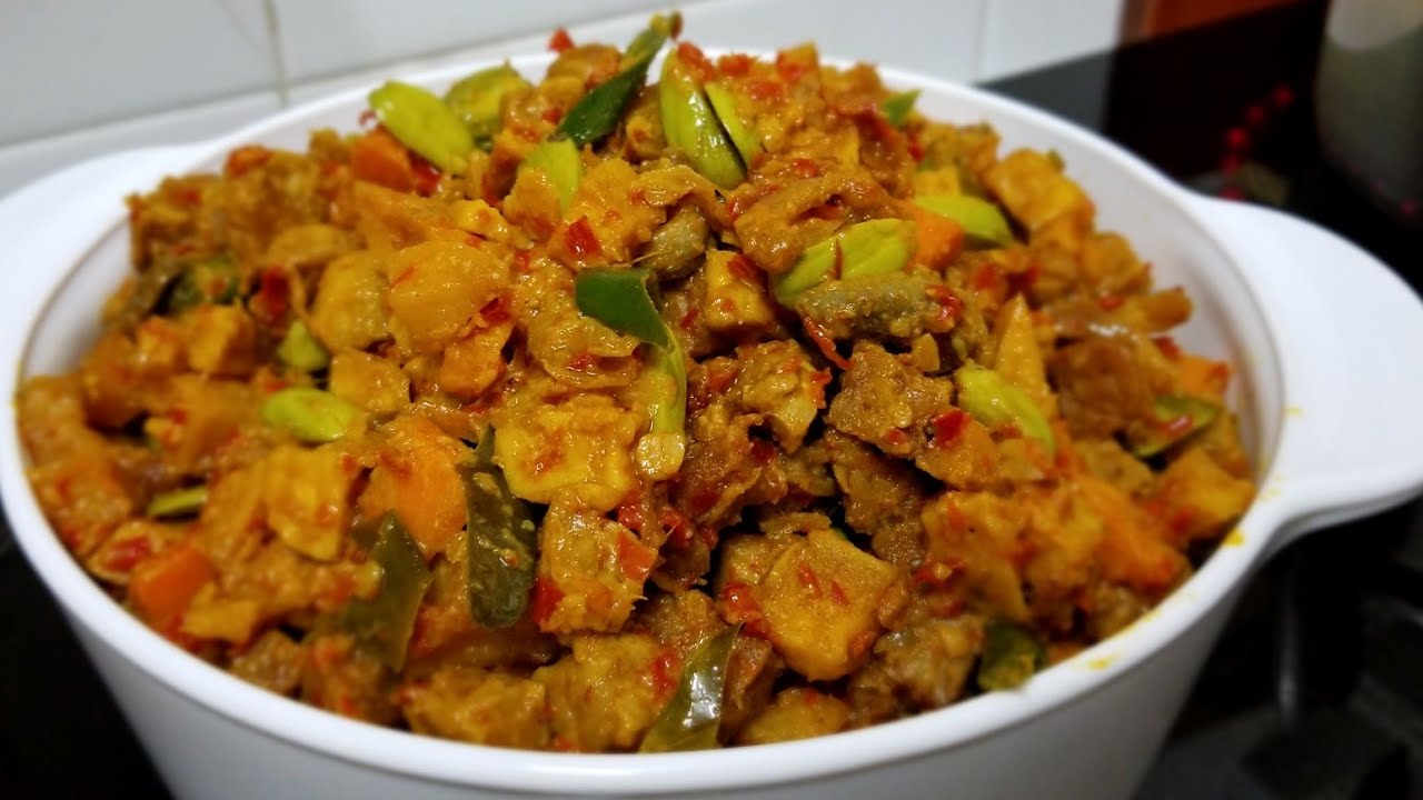 Resep SAMBAL GORENG menu ala Hajatan.
Ubi Manis, Tempe, Kentang, Ampela, Wortel.