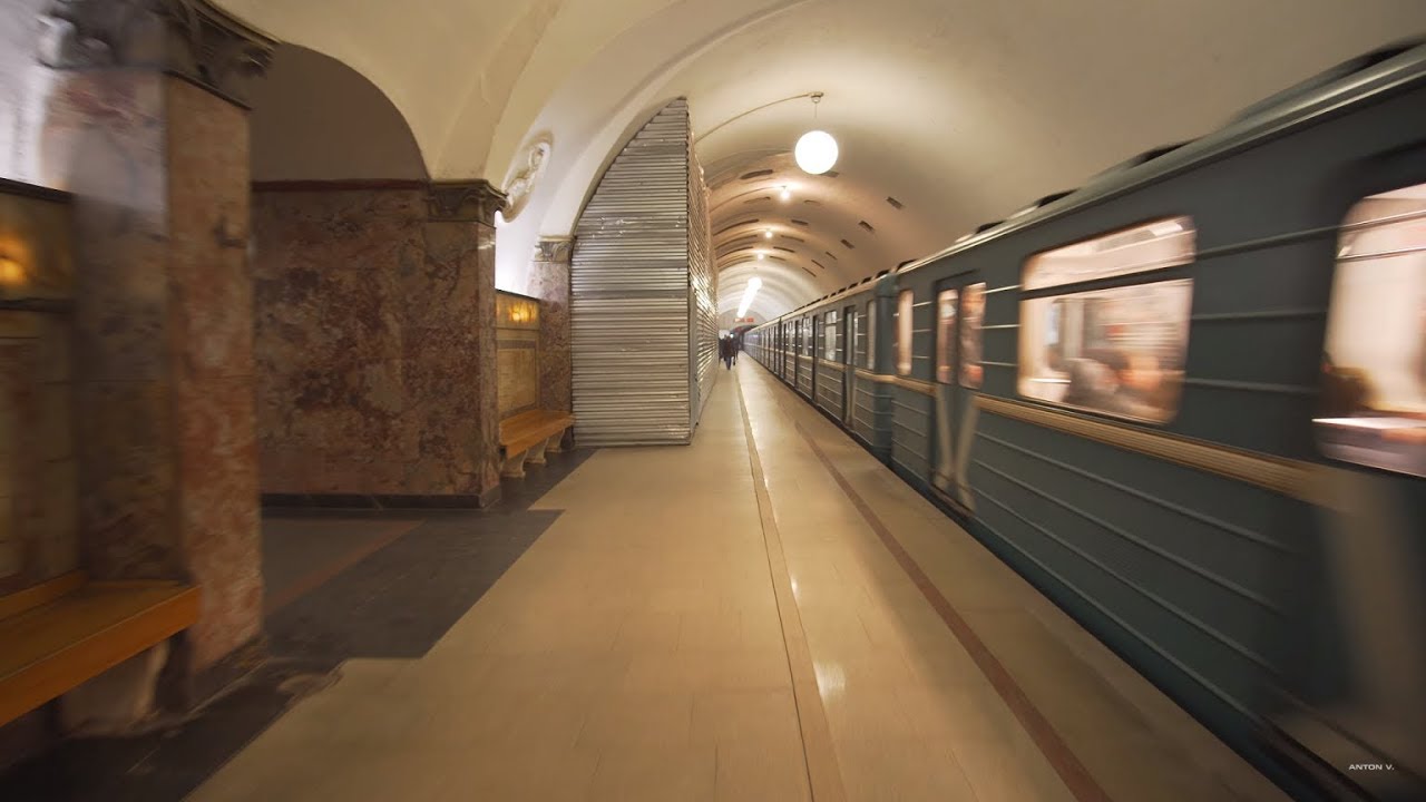 Russia, Moscow, metro ride from Белору́сская to Дина́мо