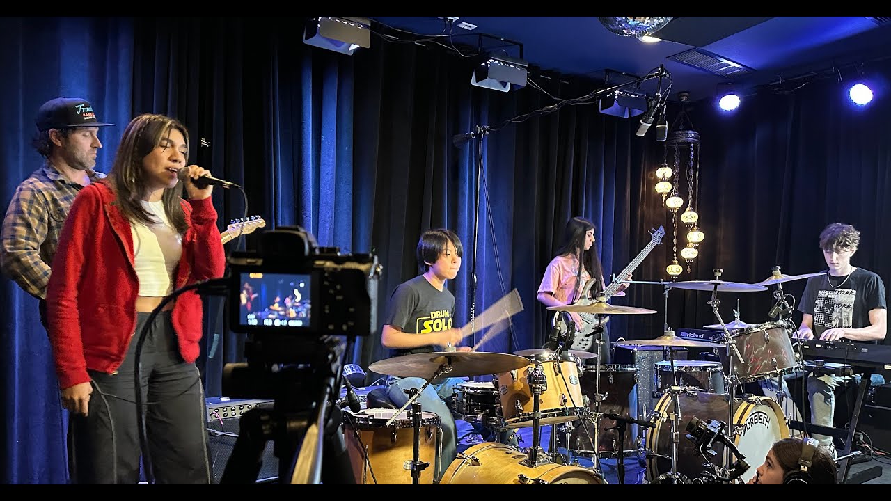 Stevie Wonder – Superstition (Live Cover) Session at Radha School of Music
