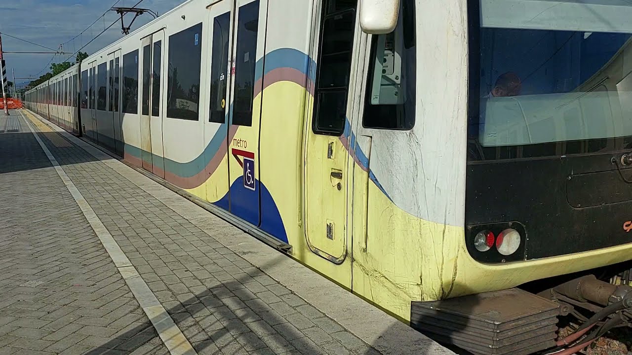 Treni Roma Lido - Tor di valle