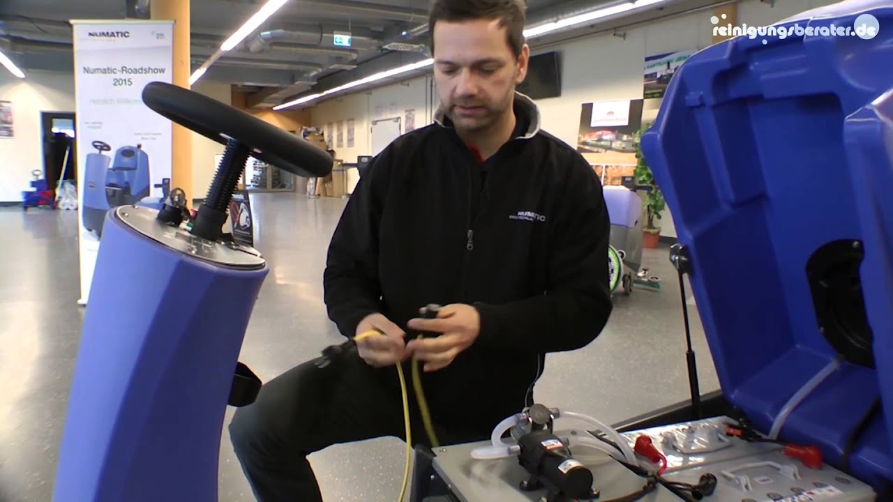 Numatic CRO 8055 bei www.ReinigungsBerater.de