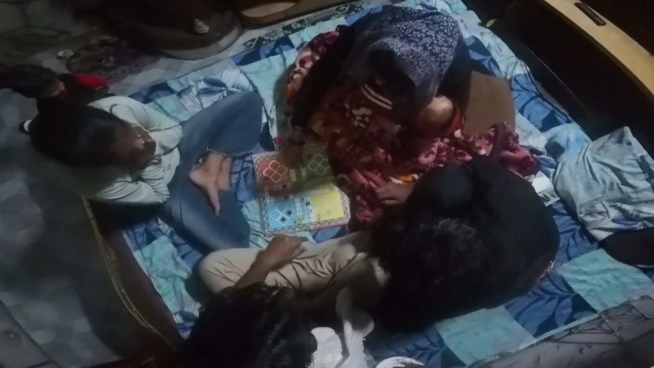 Playing ludo game on house 😍