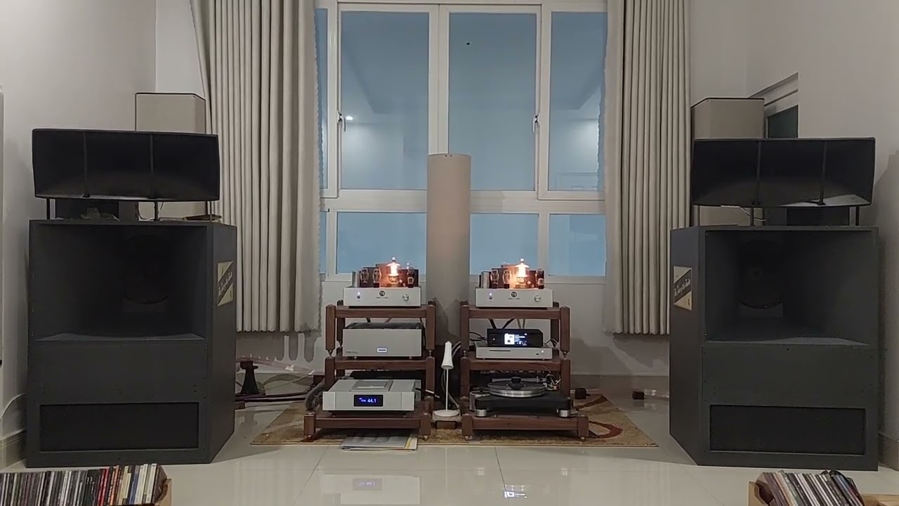 @ Eversolo T8 test (Female voice)