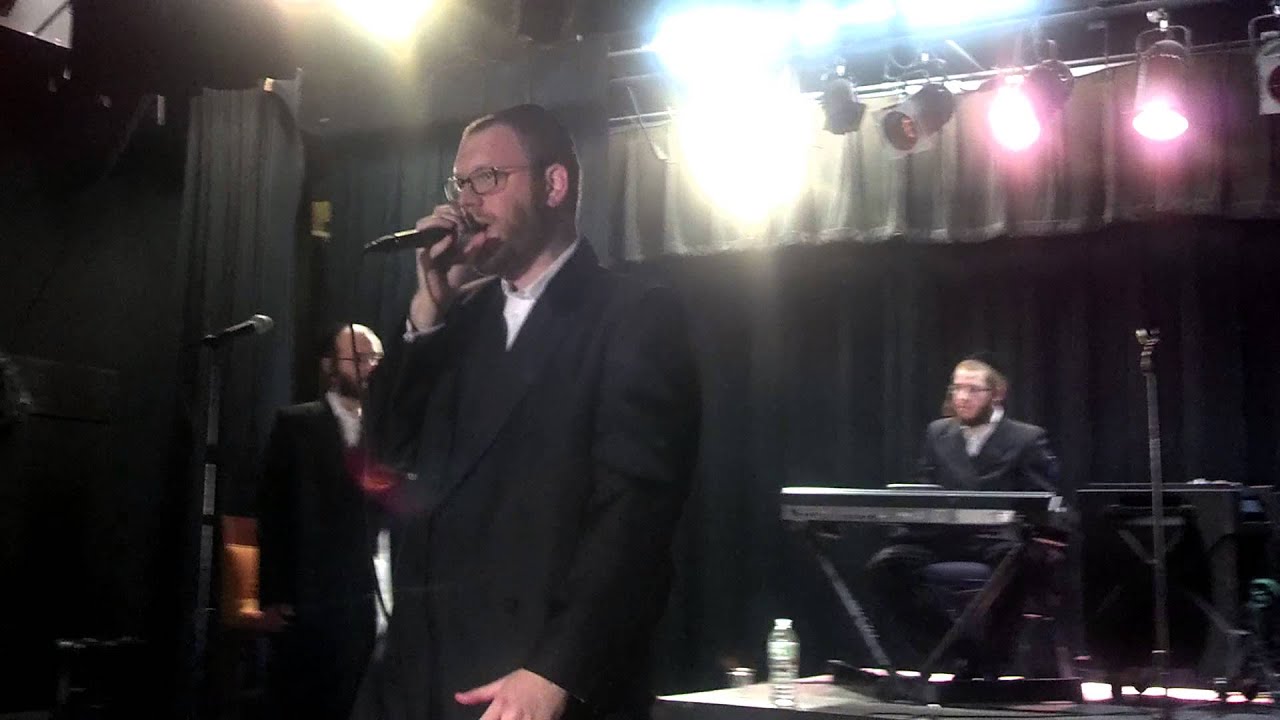 Yumi Lowy with Yedidim Choir @ the Bushkill Inn Hotel a Gershy Moskowits Productions