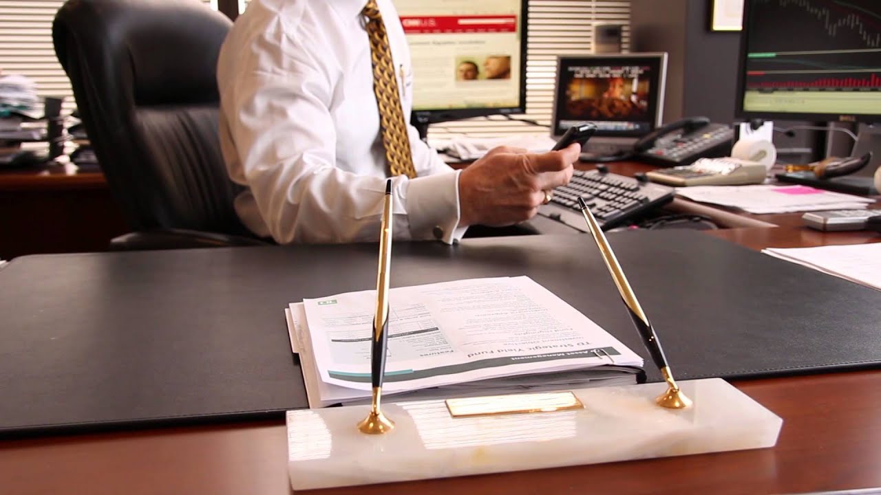 BlackBerry There Then There Now - Z10 Commercial