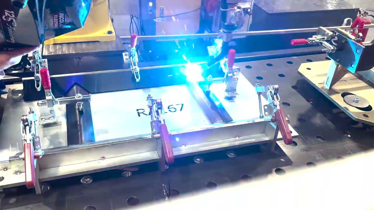 Robot spawalniczy Turin na targach Weld Tech 2025