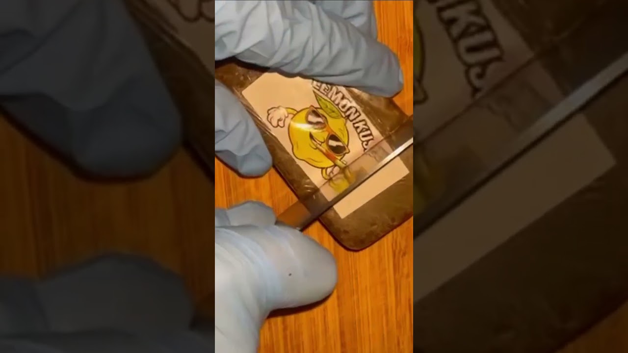 Lemon 🍋 Kush Hash 🧱 👀💨#hydroponics #grow #heatpressmachine #trend