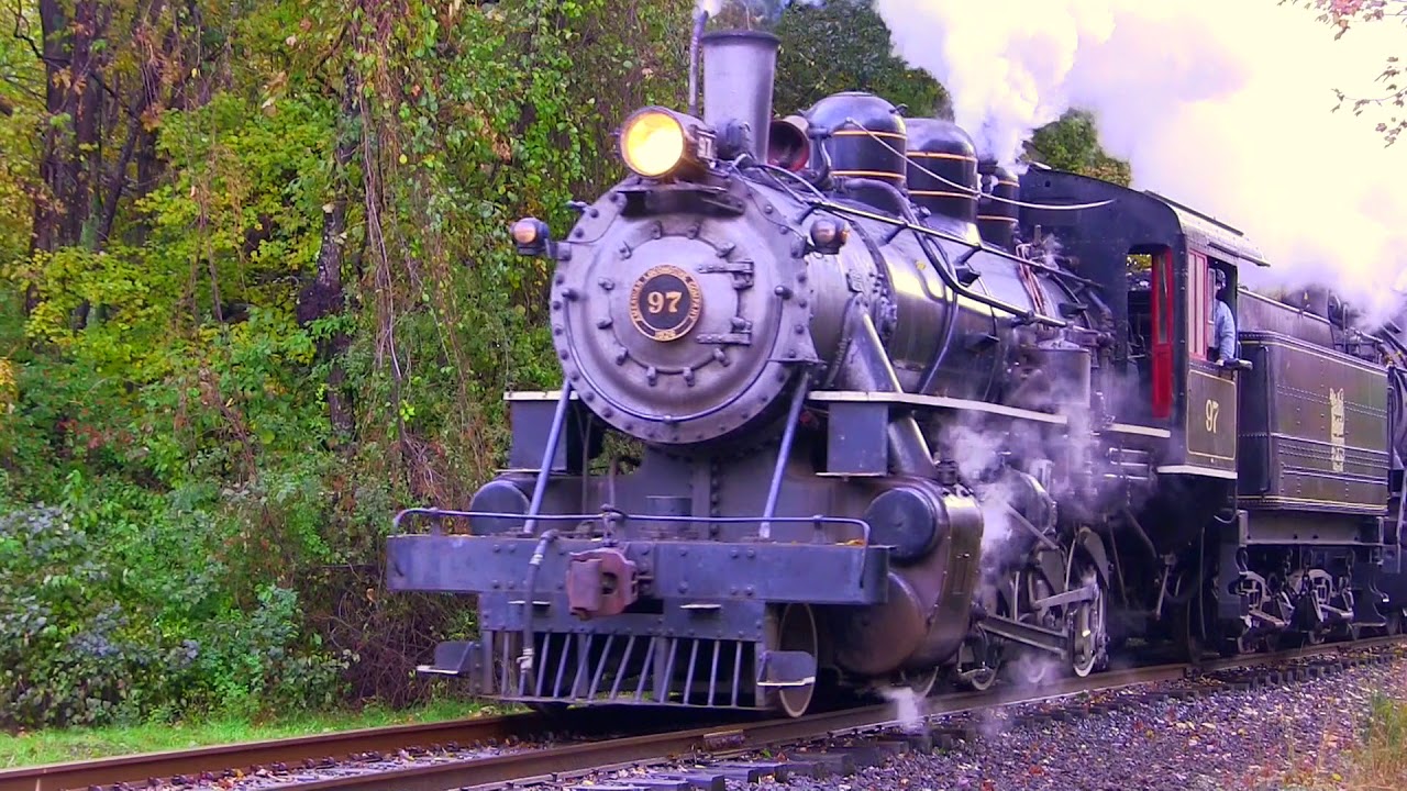Valley Railroad 97 Returns and Other Late October Happenings