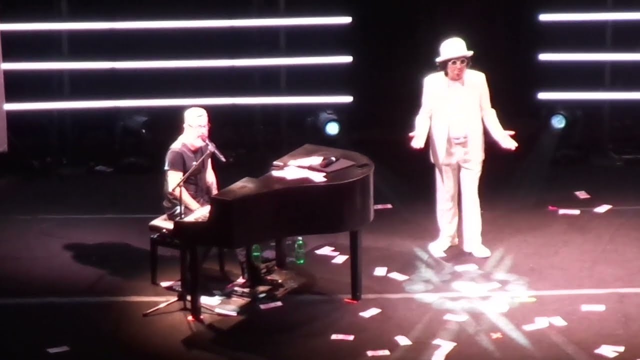 Renato Zero  (Giorgio Panariello) vs Marco Masini