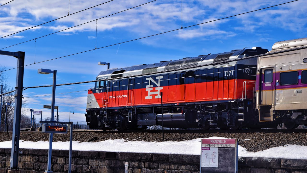 Heritage Units, Hornshows, and Lots of train action at Readville Station! 