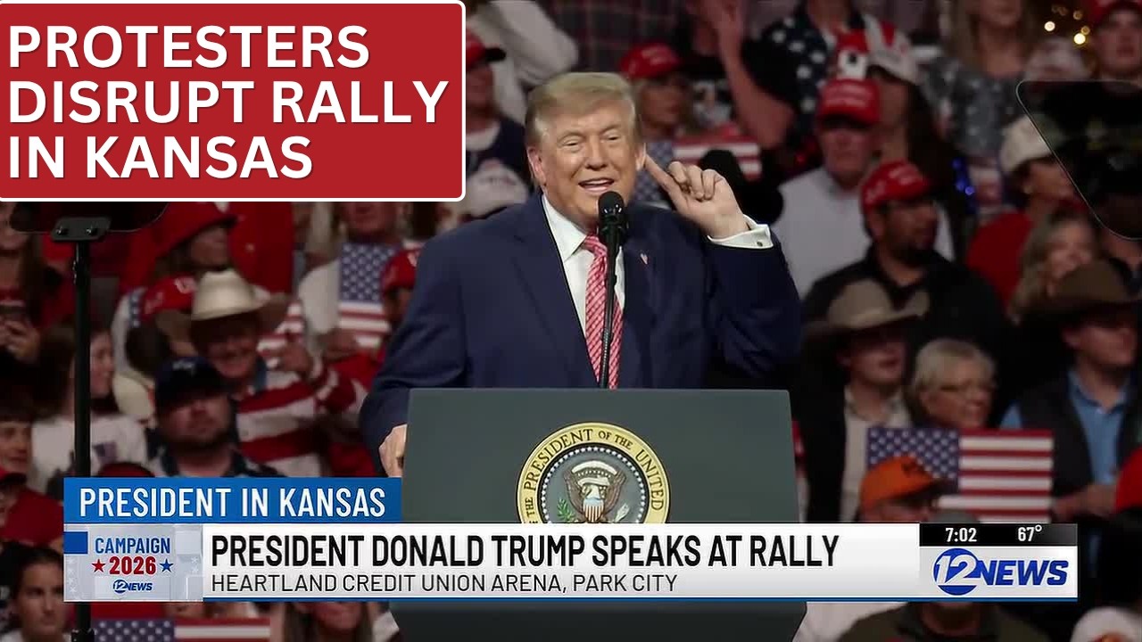Протестующие сорвали митинг президента Трампа в Канзасе