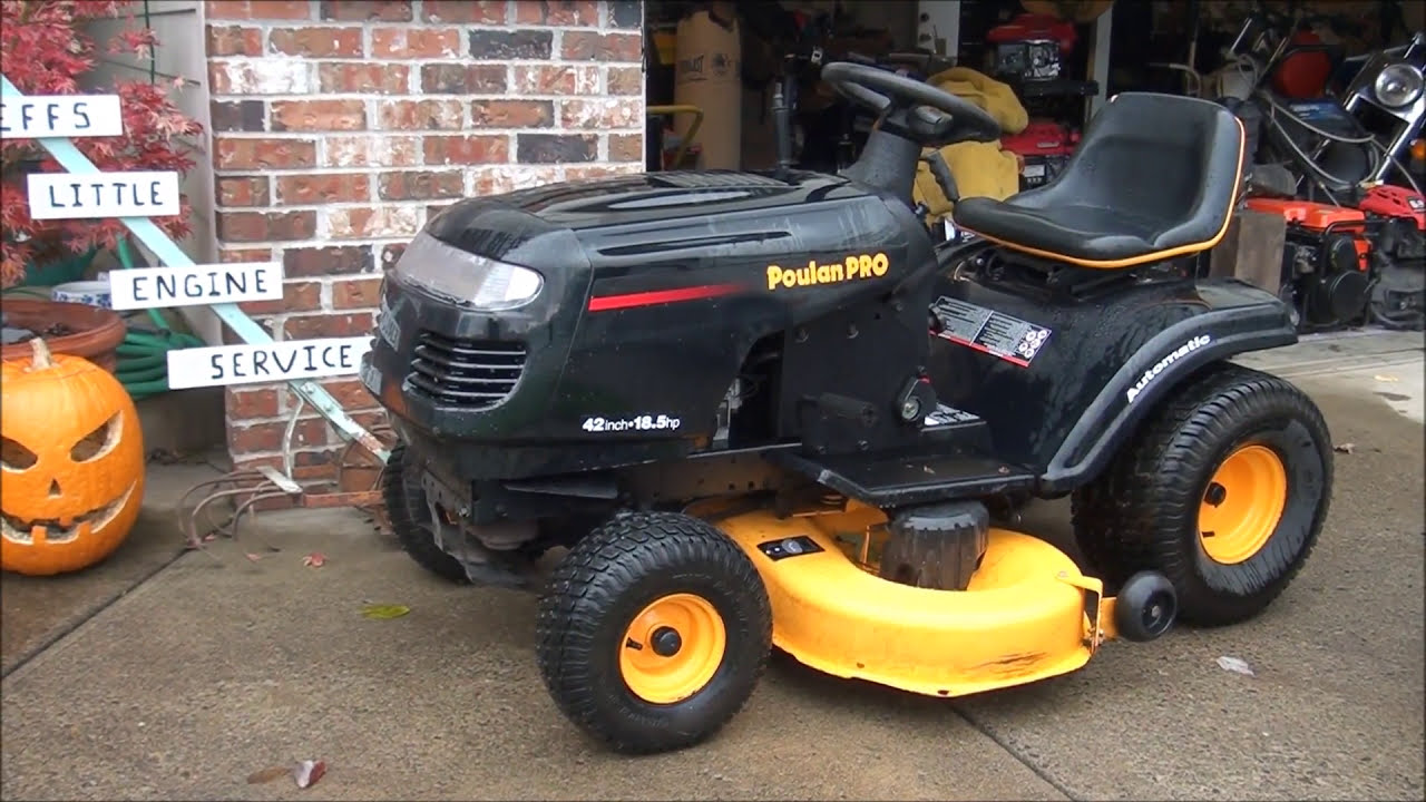 HOW TO REBUILD and CLEAN the CARBURETOR on a BRIGGS and STRATTON V-Twin OHV Intek Engine