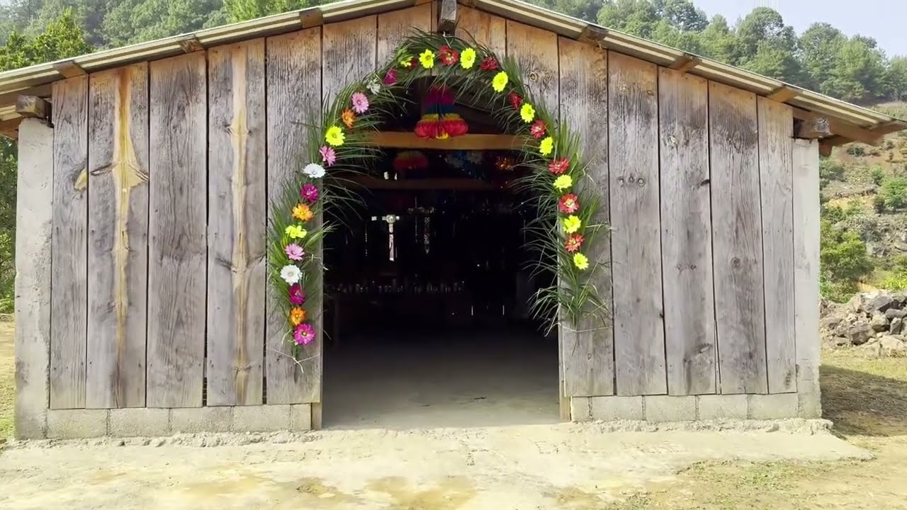 Fiesta de La Santa Cruz en Cerro del Aire, Coicoyán de las Flores Oax. 2 de Mayo del 2025