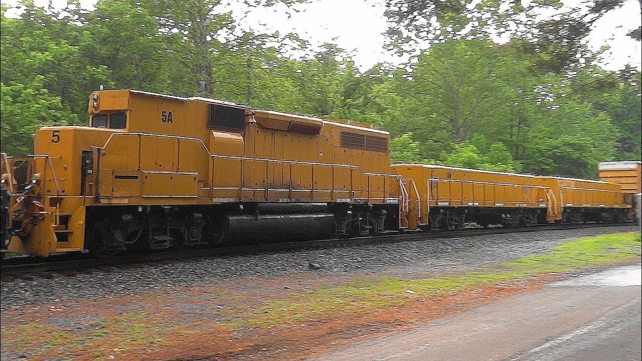 CSX Hauls Baltimore Coal Pier Slug Set Thru Morgan